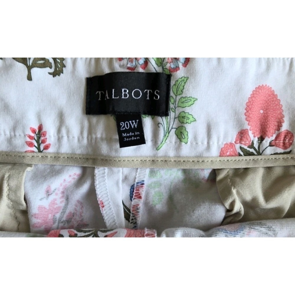 Talbots Womens 20W White Floral Scalloped Hem Shorts Cotton Stretch Pink Blue - Picture 2 of 11